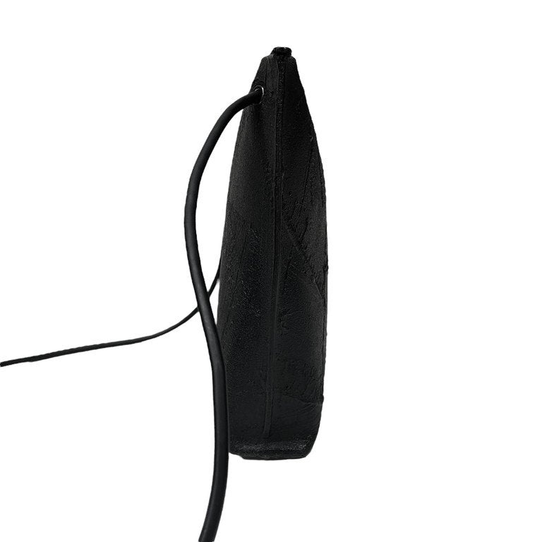 Kagari Yusuke 黒壁 クギブクロ カウレザーパテコーティング電線ストラップショルダーバッグ 鞄 カバン カガリユウスケ メンズ レディース ユニセックス