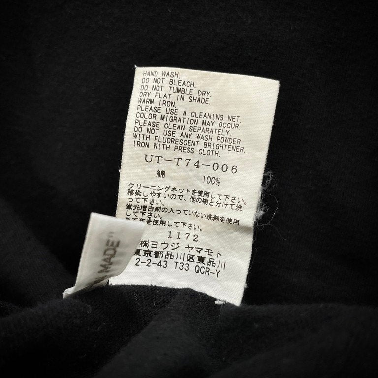 S'YTE Yohji Yamamoto ボーンフラワーメッセージプリントクルーネックカットソー Tシャツ Tee T-shirt 半袖 KUME.JP 久米繊維工業 トップス サイト ヨウジヤマモト メンズ レディース ユニセックス