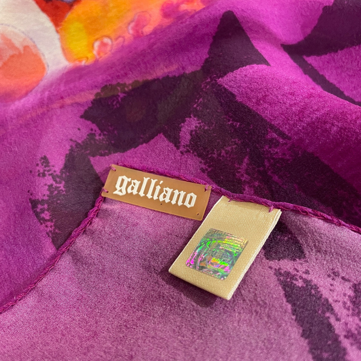 John Galliano アートプリントロゴシルクストール スカーフ マフラー 花柄 服飾雑貨 小物 Archive ジョンガリアーノ メンズ レディース ユニセックス