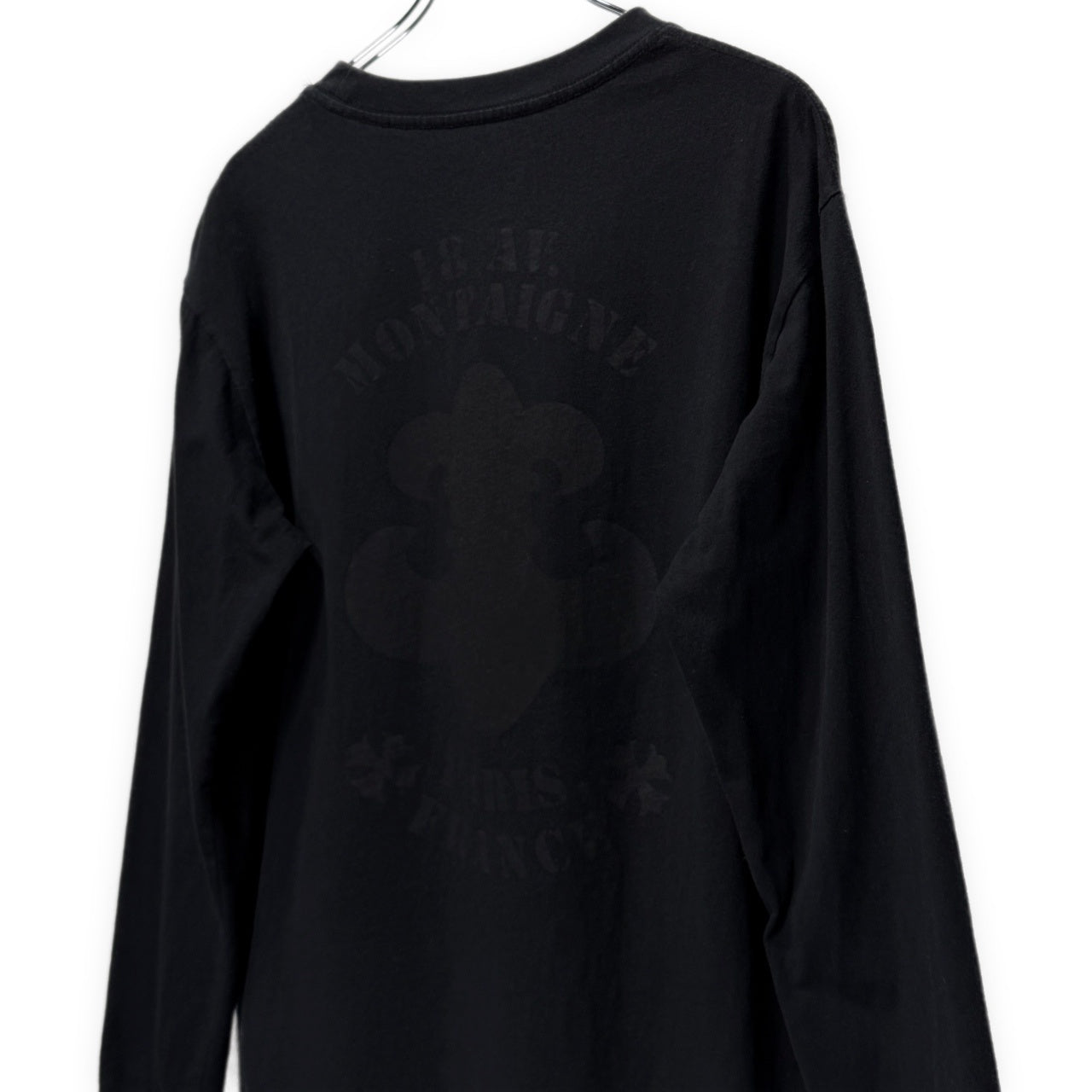 CHROME HEARTS 18 AV. Montaigne L S Tee Long Sleeve パリ直営店限定 BSフレアスクロールラベルプリント袖リブポケットTシャツ カットソー トップス CHロゴ 長袖 クロムハーツ メンズ