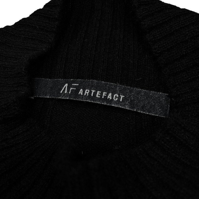 A.F ARTEFACT バックナンバリング刺繍リブ編みモックネックニットセーター トップス エーエフ アーティファクト メンズ