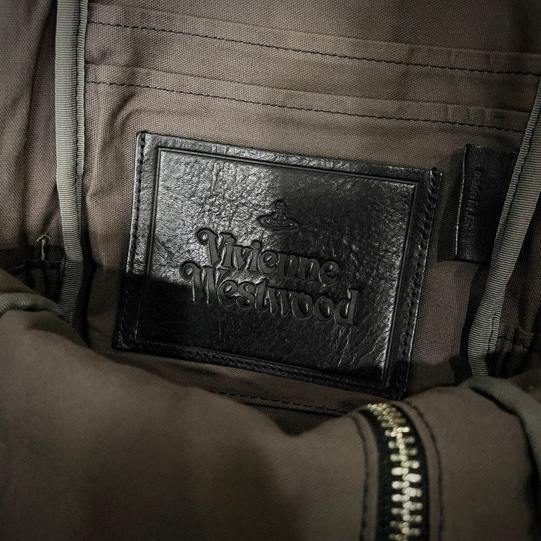 Vivienne Westwood 紋章オーブプリントレザーパッチボディバッグ ショルダー 鞄 カバン ヴィヴィアンウエストウッド メンズ レディース ユニセックス