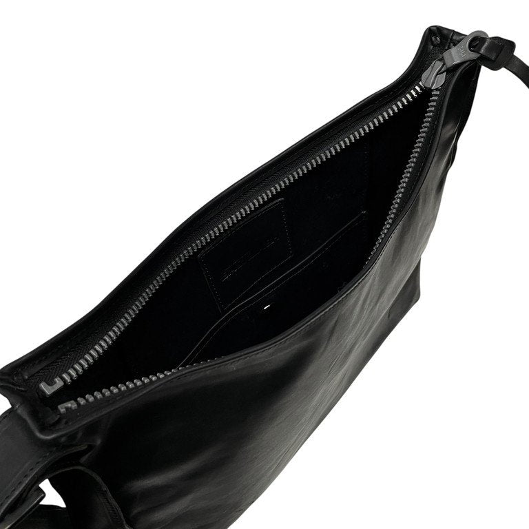 ISAMU KATAYAMA BACKLASH 23SS GUIDI CALF SHOULDER BAG グイディカーフレザーショルダーバッグ 鞄 カバン 143_08_BLK 定価69,300円 イサムカタヤマ バックラッシュ