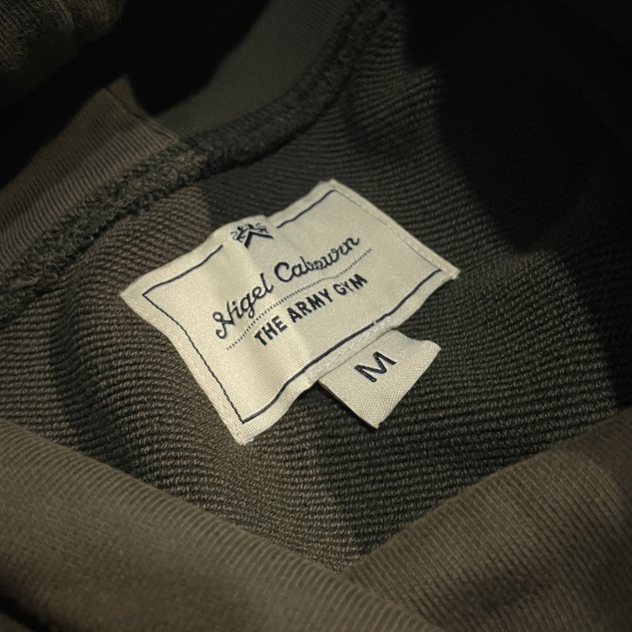 Nigel Cabourn THE ARMY GYM マフポケットハイネックスウェットシャツ トップス ナイジェルケーボン メンズ