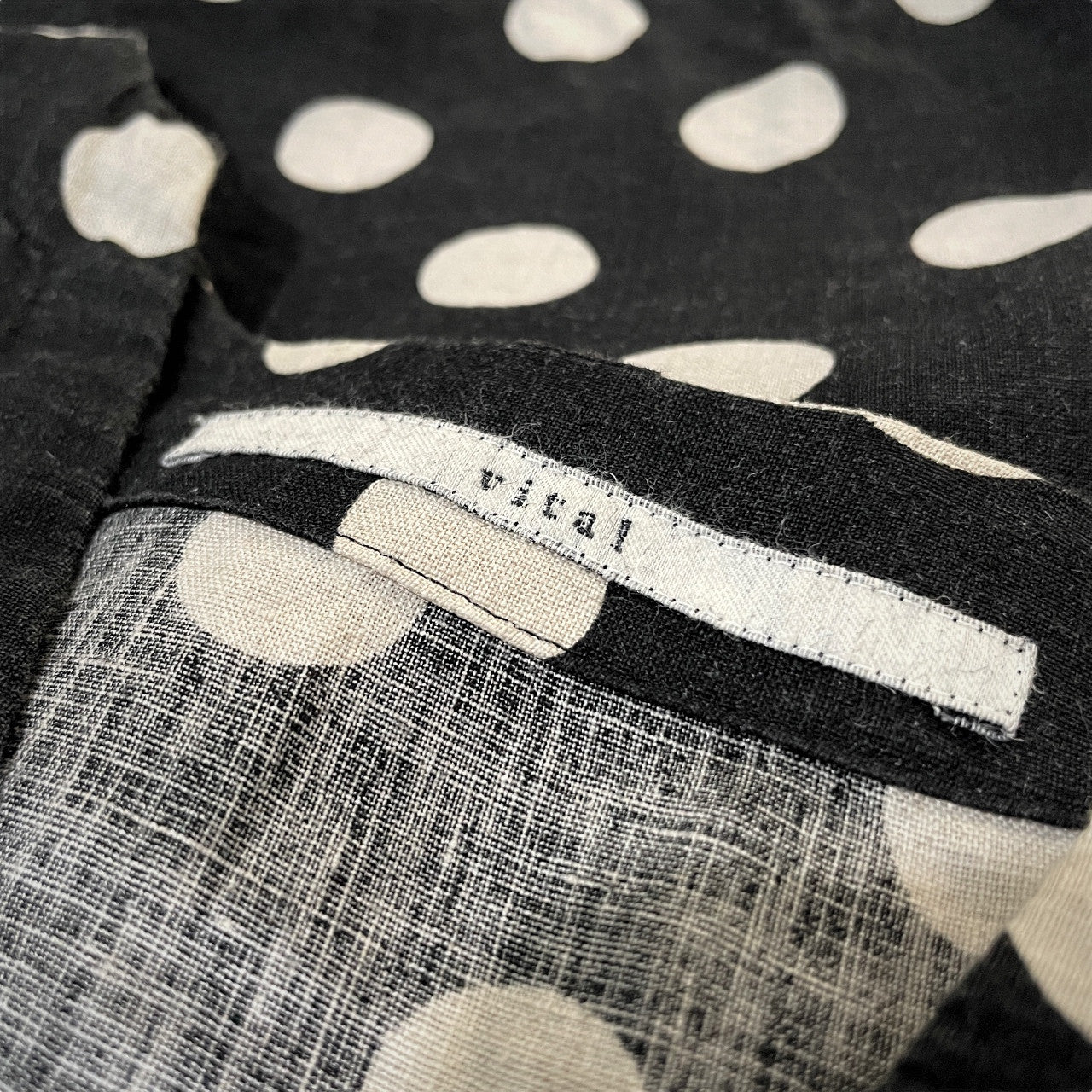 vital リネンドットプルオーバーチュニックシャツ ノーカラー スキッパー ブラウス 水玉 総柄 半袖 トップス バイタル メンズ