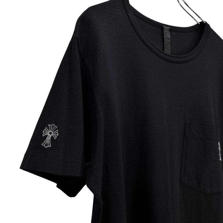 CHROME HEARTS 22SS GRP Y NOT LIGHT WORK TEE クロスロゴ刺繍クルーネックポケットTシャツ カットソー 半袖 Tee T-shirt トップス クロムハーツ メンズ