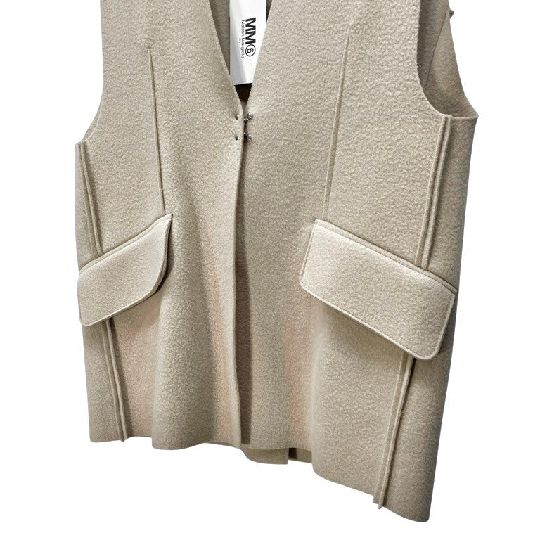 MM6 Maison Margiela 22AW バージンウールカシミヤフェルトフックボタンベスト ノースリーブ ジャケット ブルゾン トップス アウター カシミア 未使用タグ付き エムエムシックス メゾンマルジェラ レディース