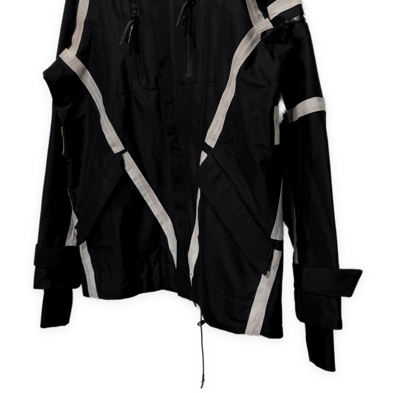 11 by Boris Bidjan Saberi シームテープサムホール付ハイネックマウンテンパーカー ジャケット ブルゾン コート アウター ボリスビジャンサベリ メンズ