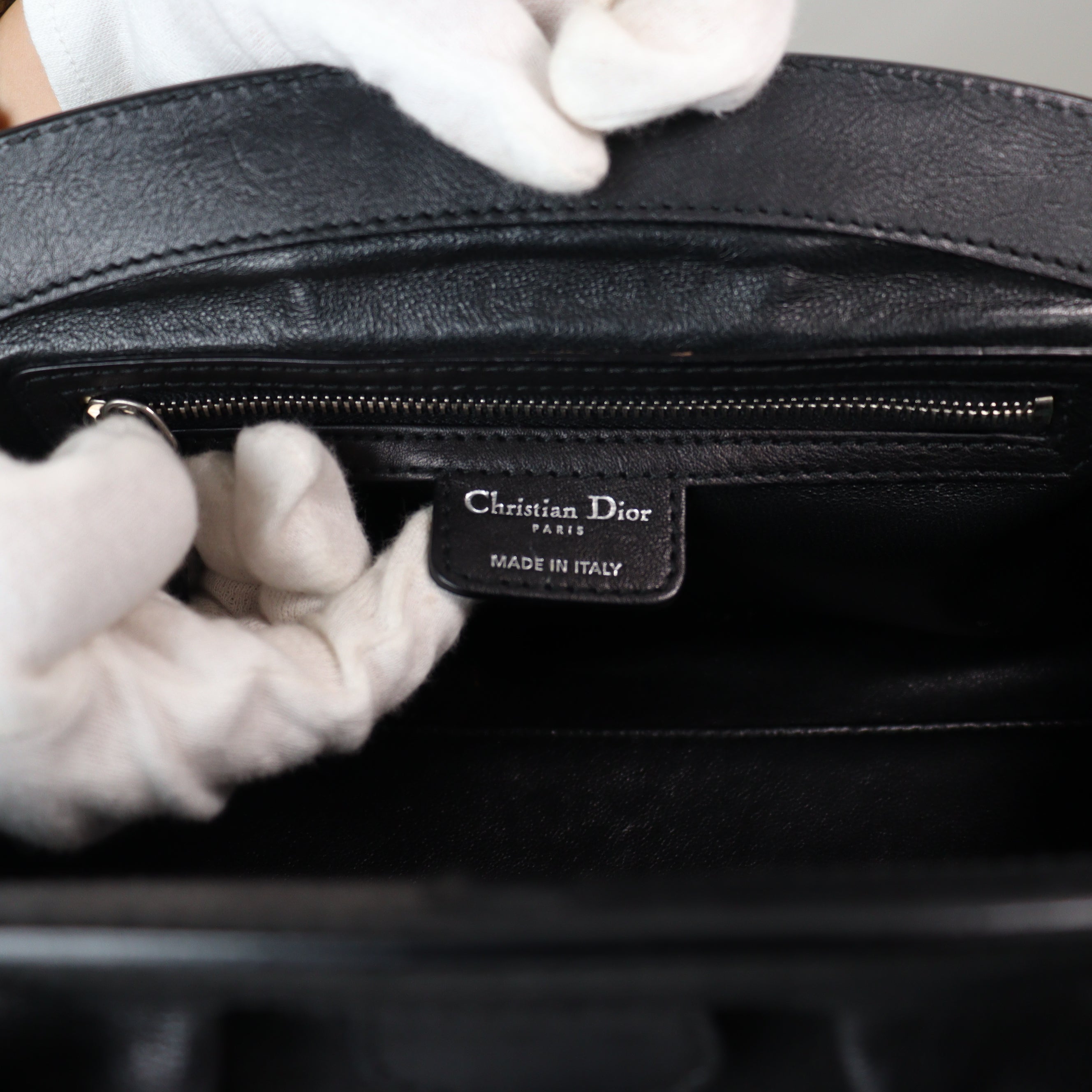 Christian Dior メタルプレート ハンドバッグ
